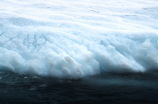 吴世英：揭示南极冰川底部隐秘世界的研究者